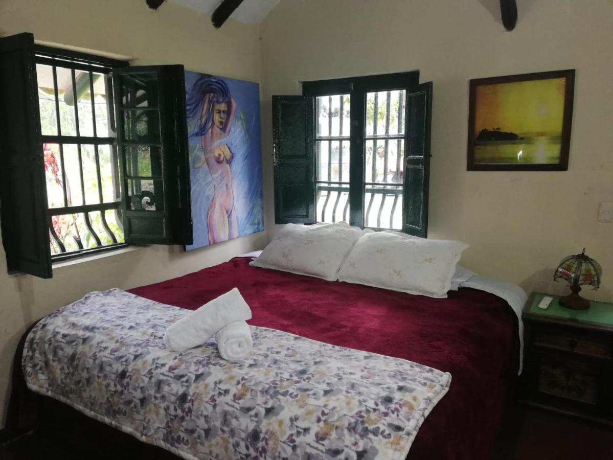 Hotel Y Centro De Convenciones Pueblito De Yerbabuena Paraiso Natural Chía エクステリア 写真